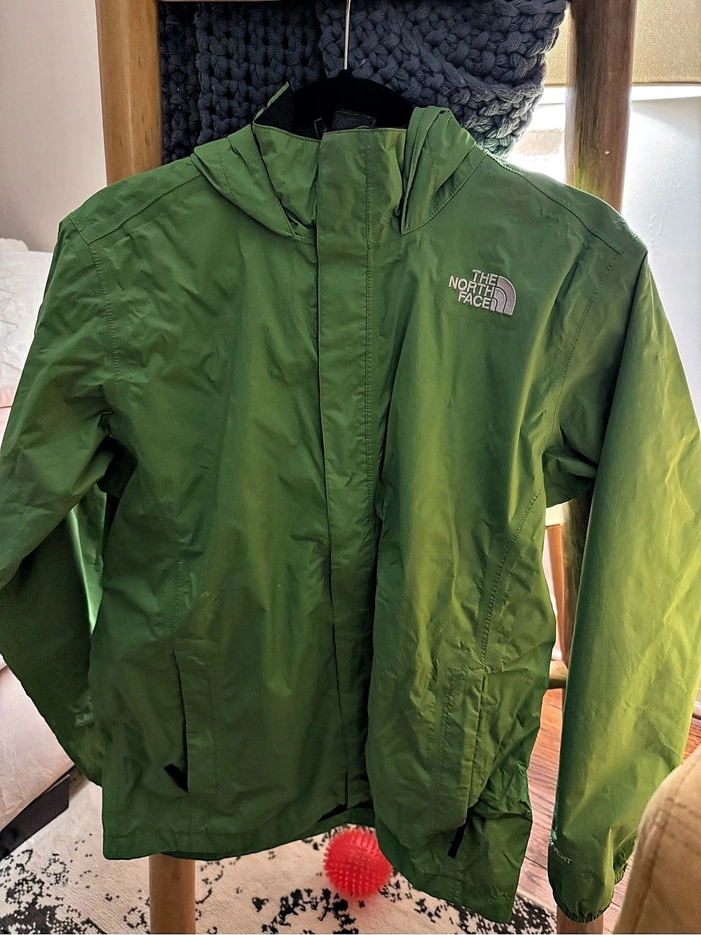 The North Face HyVent Hooded Rain Jacket Green